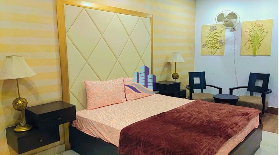 House for sale in Abdullah Garden Canal Road, Faisalabad