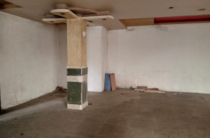 Commercial Hall for Sale at Eidgah road Faisalabad
