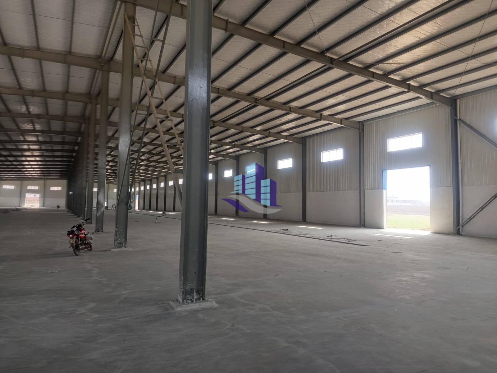 Prime 30,000 Square Feet Warehouse for Rent in M3 Industrial Zone, Faisalabad