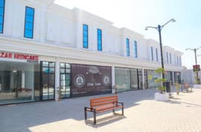 Brand New Commercial Plaza for Sale on Main 208 Chak Road Faisalabad