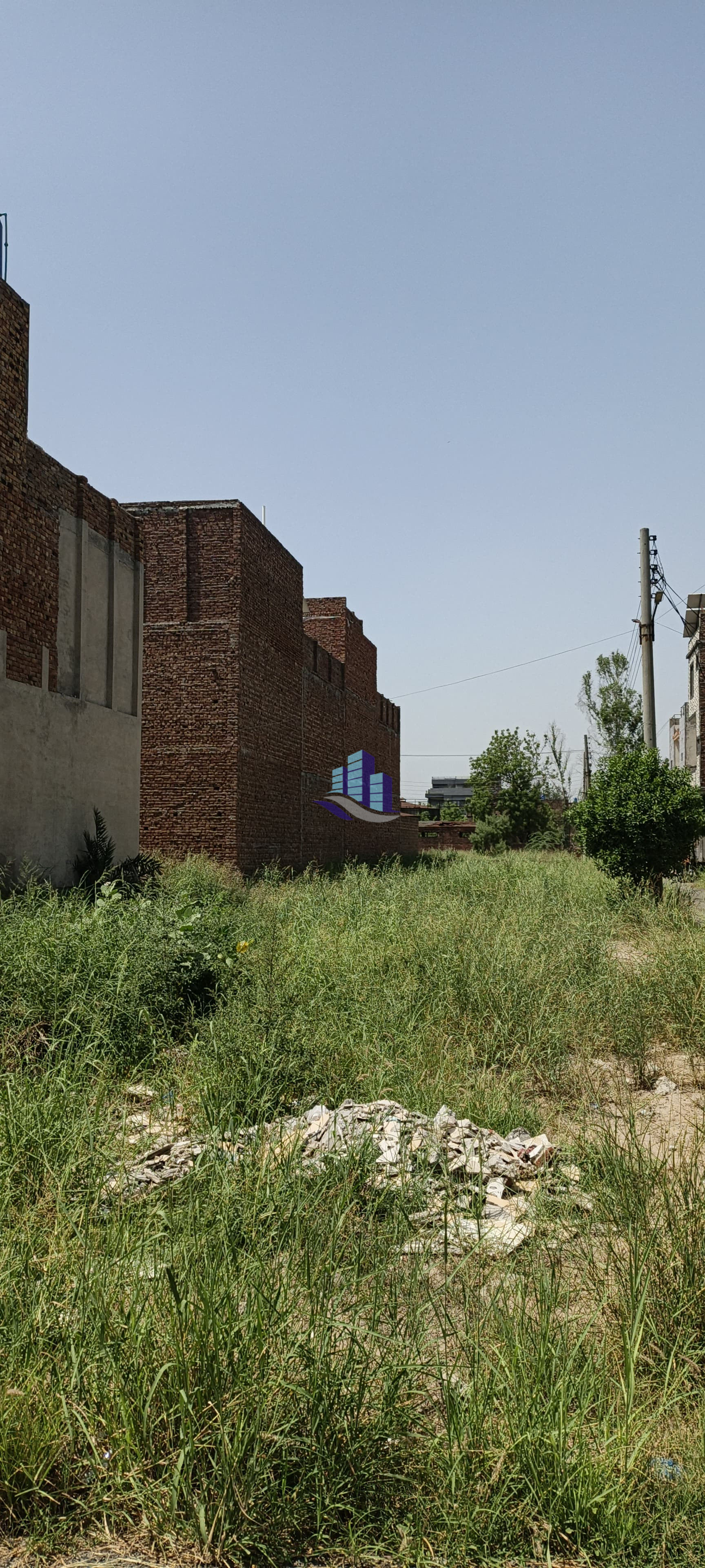 Prime 3 Marla Plot for Sale on Canal Road Faisalabad