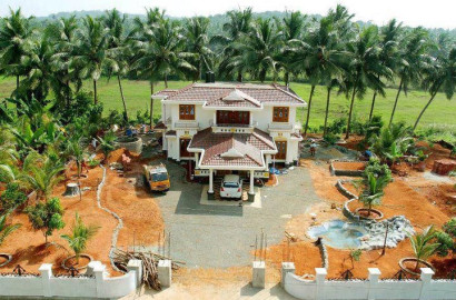 Luxury Farmhouse Available on Samundri Road – Ideal Investment