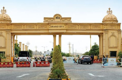 Plots for sale in Grand City, Faisalabad