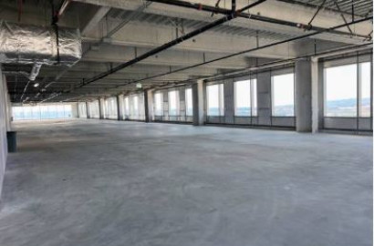 4000 sq feet commercial hall for rent jranwala road Faisalabad