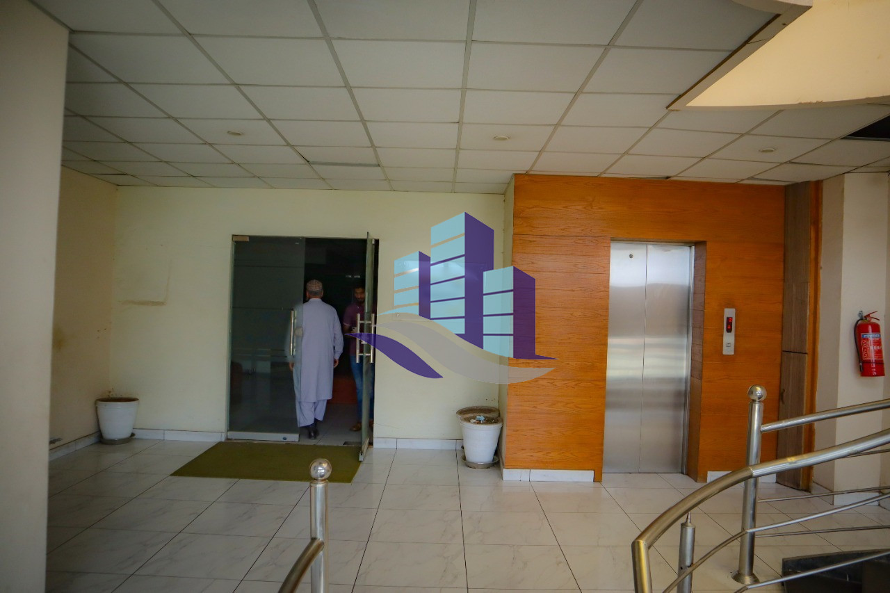 Faisalabad Realtors offer ideal offices for Rent