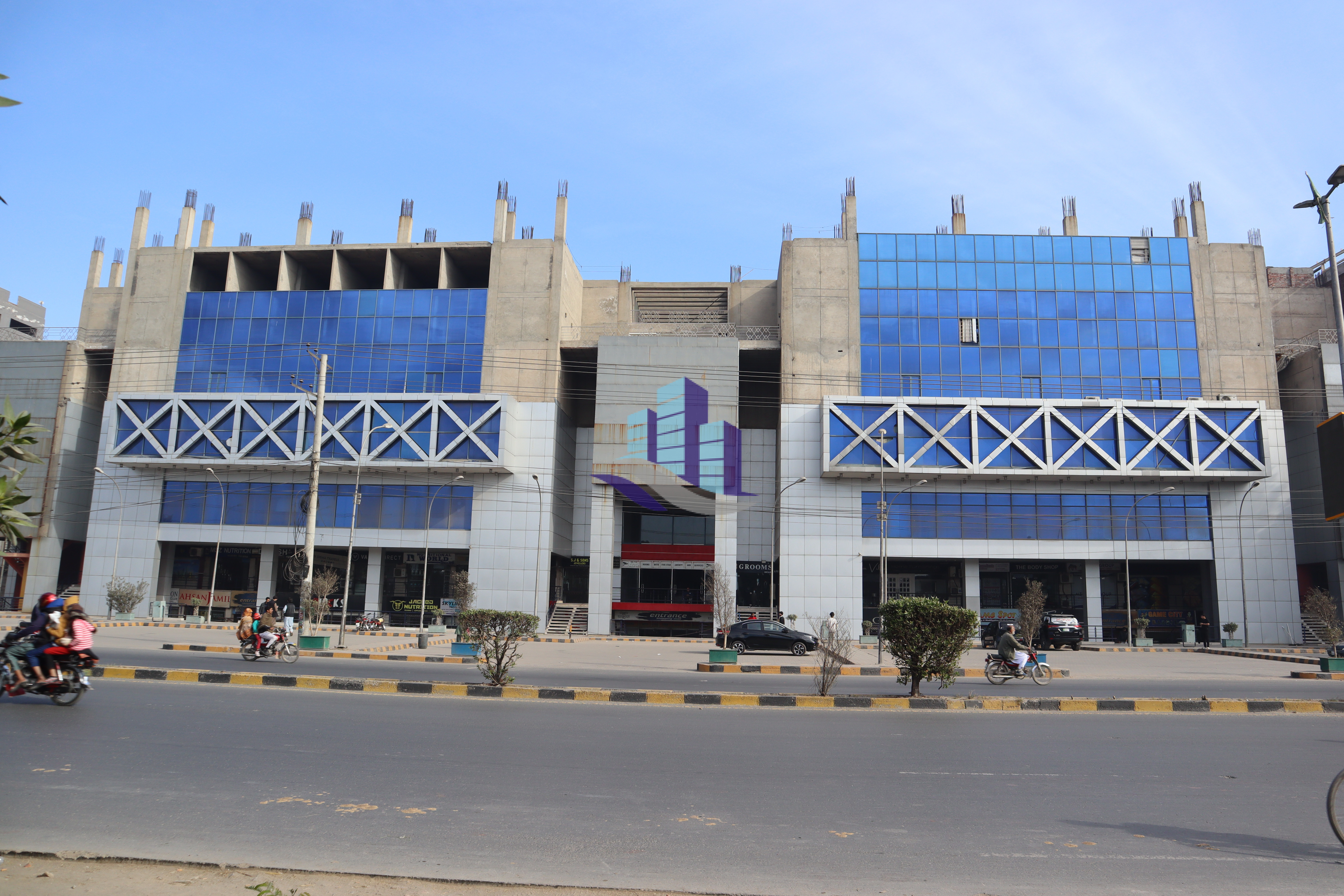 Commercial property for sale in Faisalabad