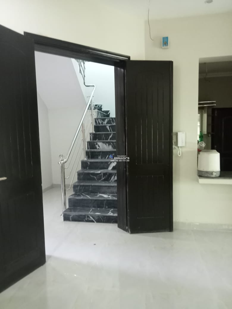 10 Marla Home for sale in Faisalabad