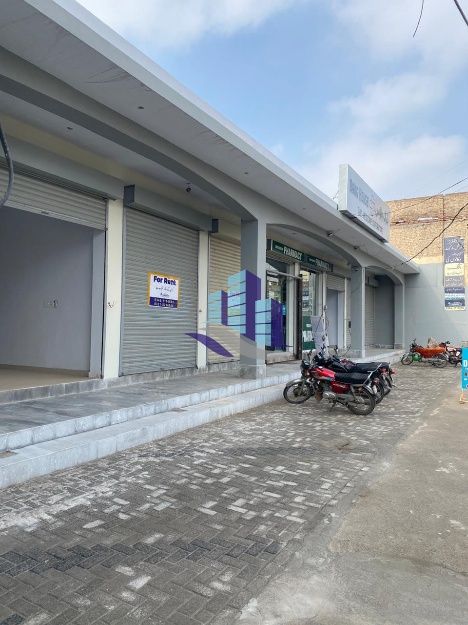Brand new Shop on Rent for Frozen Food at Madina Town Faisalabad