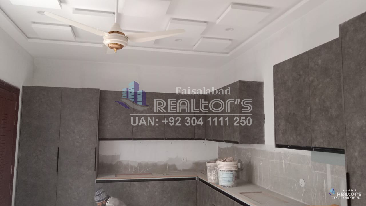 15 marla bungalow for sale in faisal town