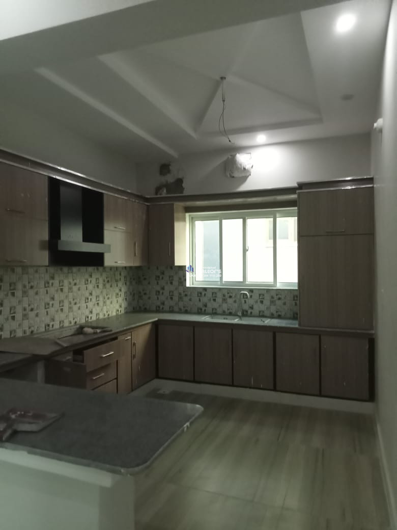 10 Marla Home for sale in Faisalabad