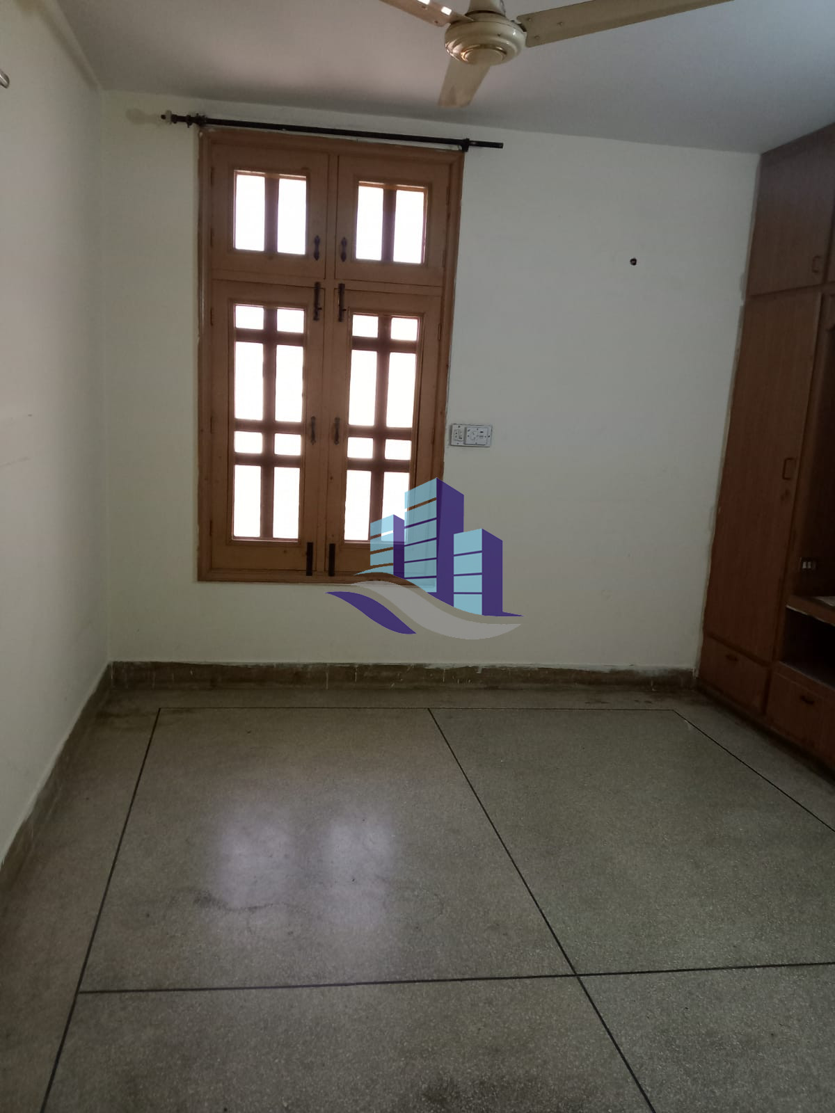 10 Marla Double Storey House For Rent in Madina Town, Faisalabad