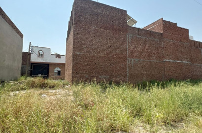 Premium 3 Marla Residential Plot for Sale in Officer Colony, Canal Road Faisalabad