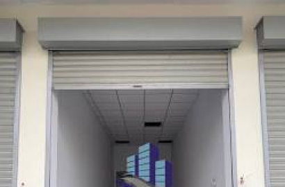 Prime 200 Sq. Ft. Shop Available For Rent on Main Susan Road