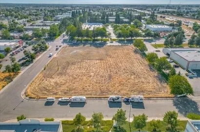 2 Acre Commercial Land for Sale Near Khanuana Bypass Faisalabad