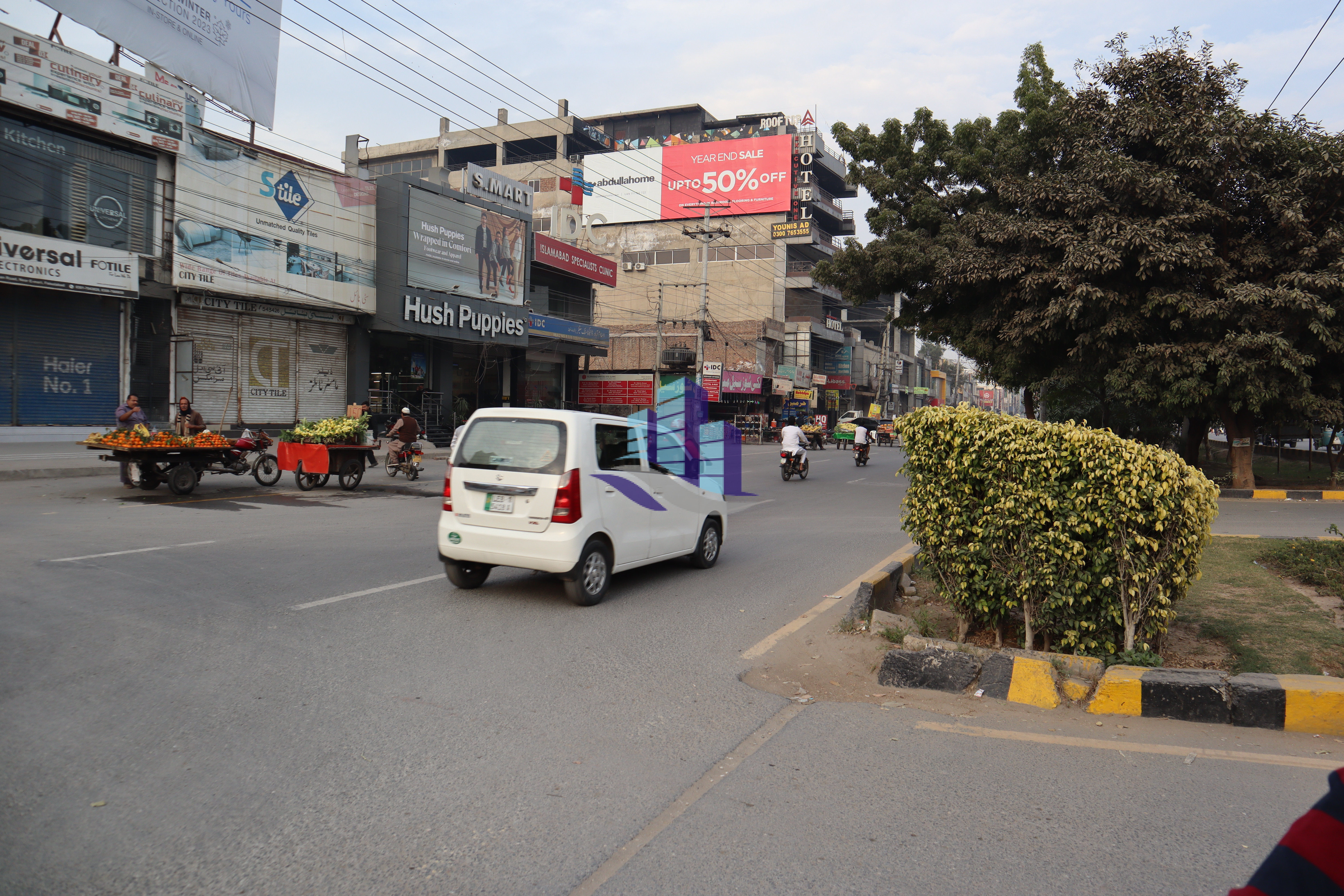 Commercial Plaza For Sale at Susan Road Faisalabad