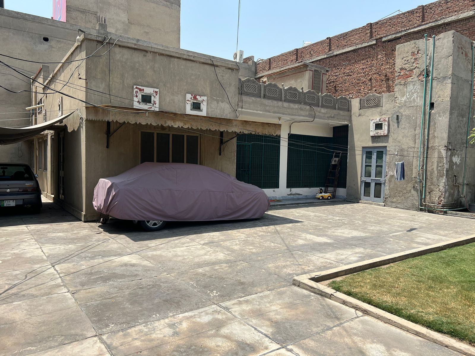 14.7 Marla House for Sale in Faisalabad at Rex City Road Near McDonald's