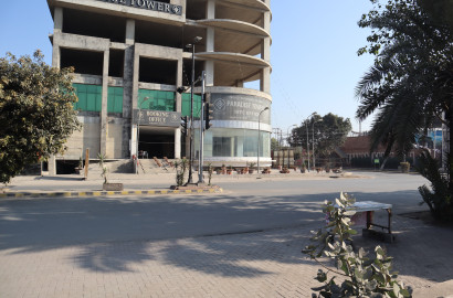 Plaza for Sale at Chen One Road Faisalabad