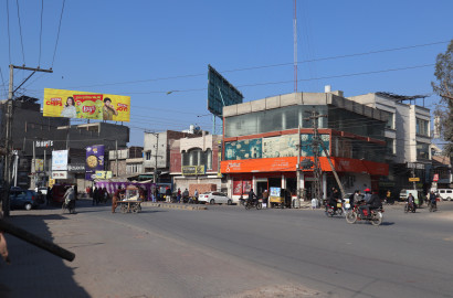 Shop For Sale At Canal Road Faisalabad