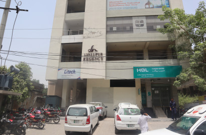 Ideal Plaza for sale at Susan Road Faisalabad