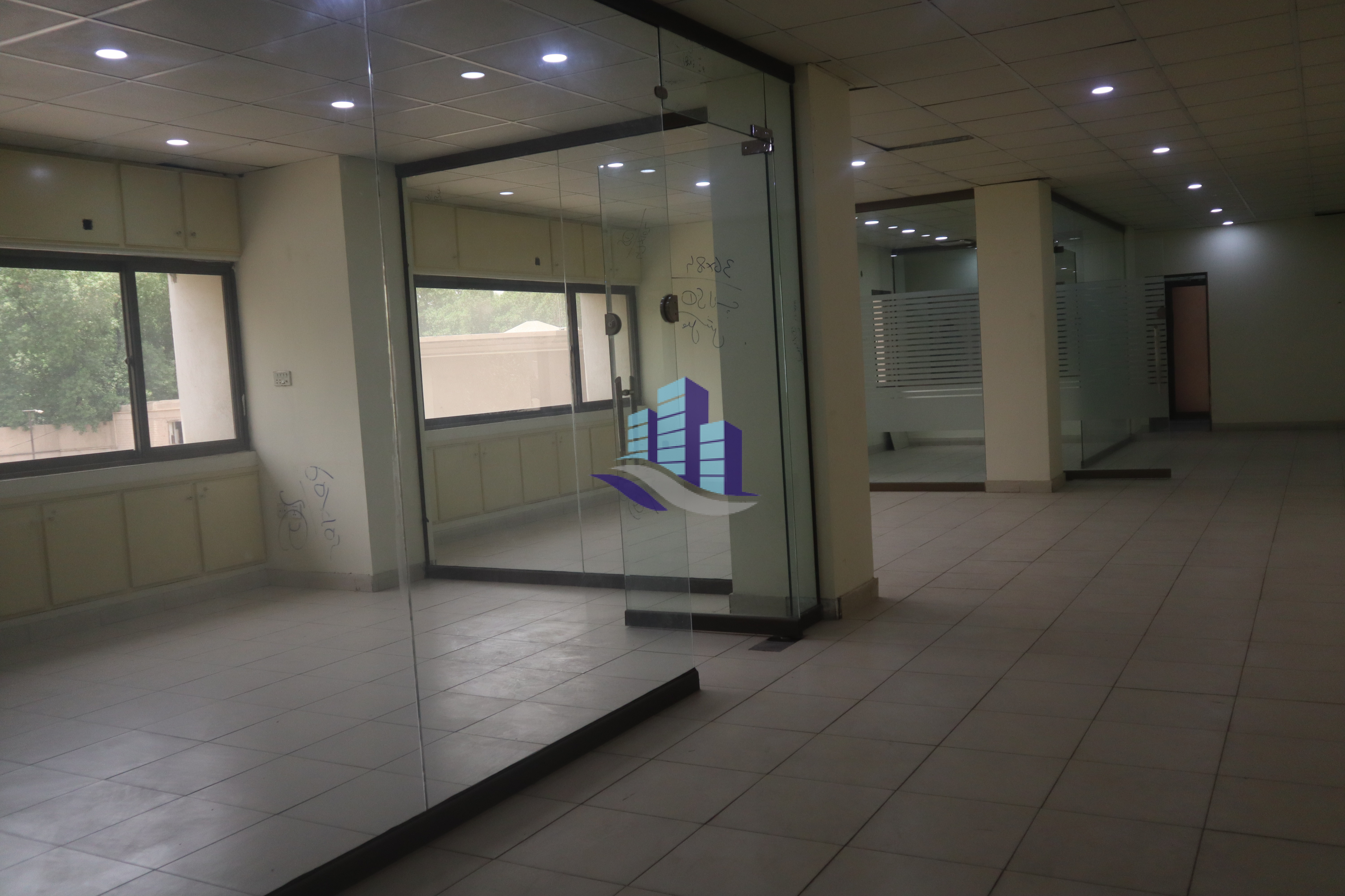 860 Sq Ft Ideal Office Available For Rent Susan Road at Faisalabad