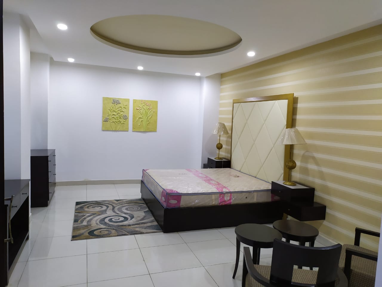 Furnished Room available for rent at Kohinoor Faisalabad