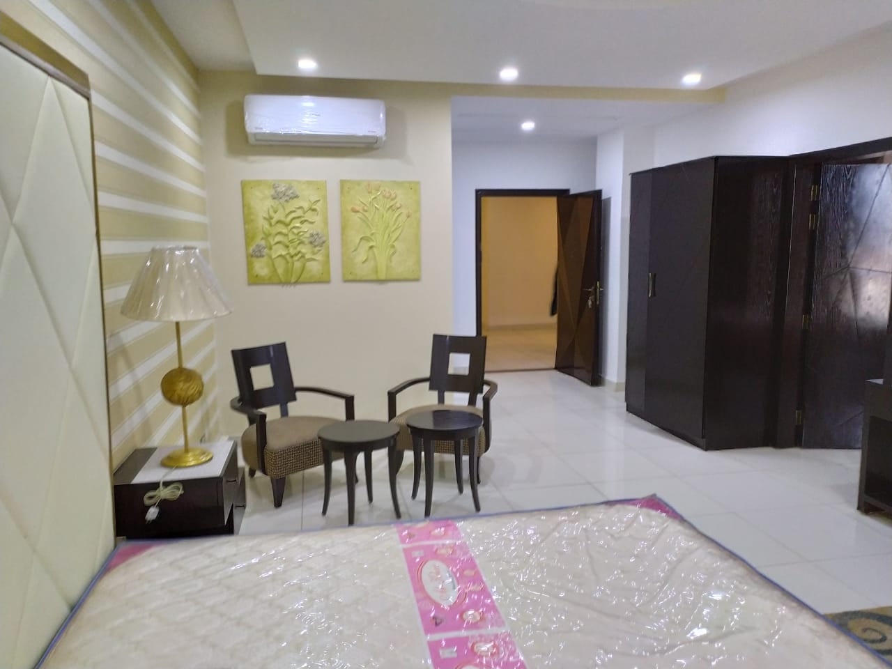 Furnished Room available for rent at Kohinoor Faisalabad
