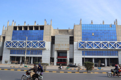 Ideal 1500 Sq. Ft. Office for Rent at D-Ground Near Service Shoes Faisalabad